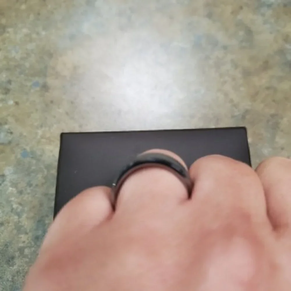 Tungstem Wedding band size 7 - Picture 5 of 5